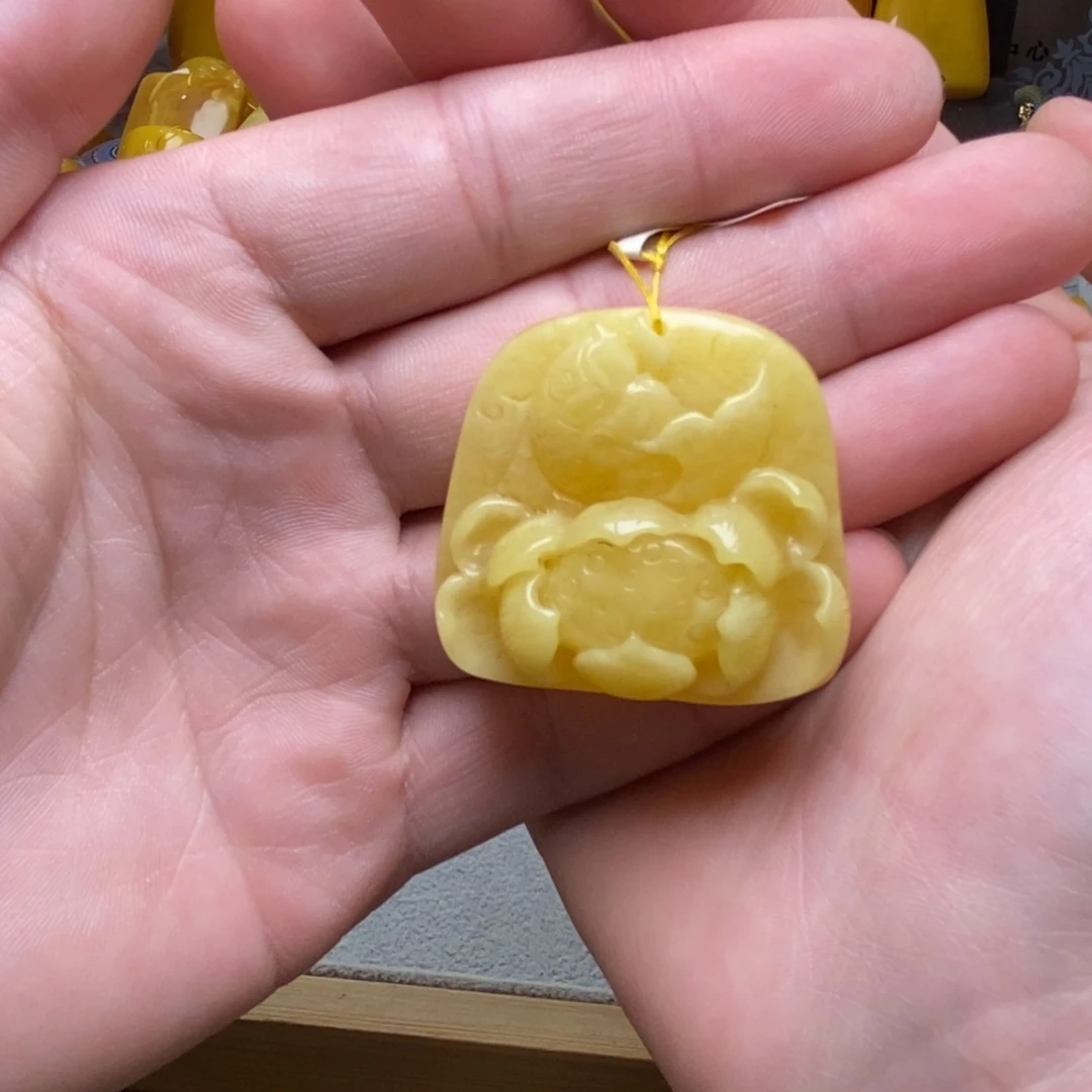 琥珀未镶嵌裸石蜜蜡