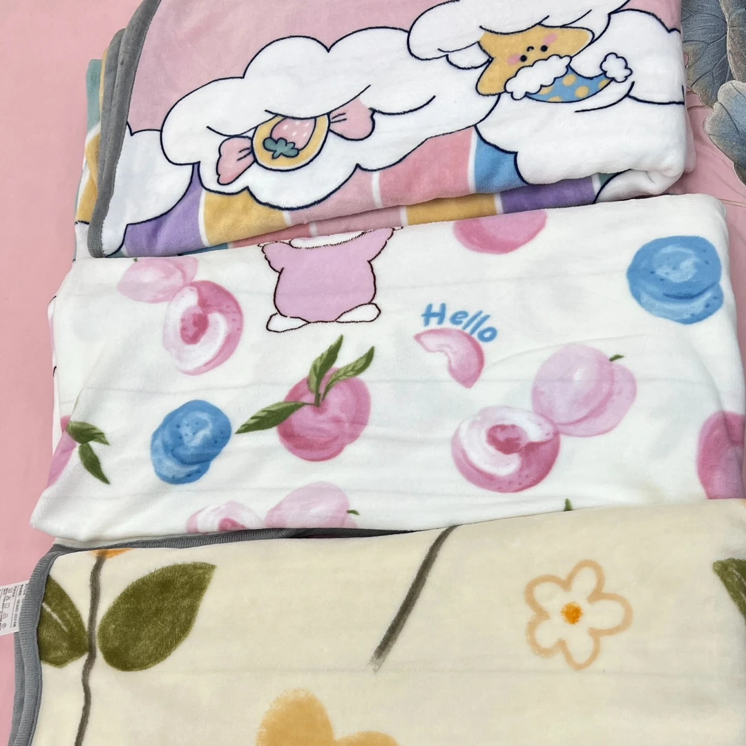 【好温馨专享】 精品时尚大尺寸印花婴儿绒床单毛毯（颜色不挑）
