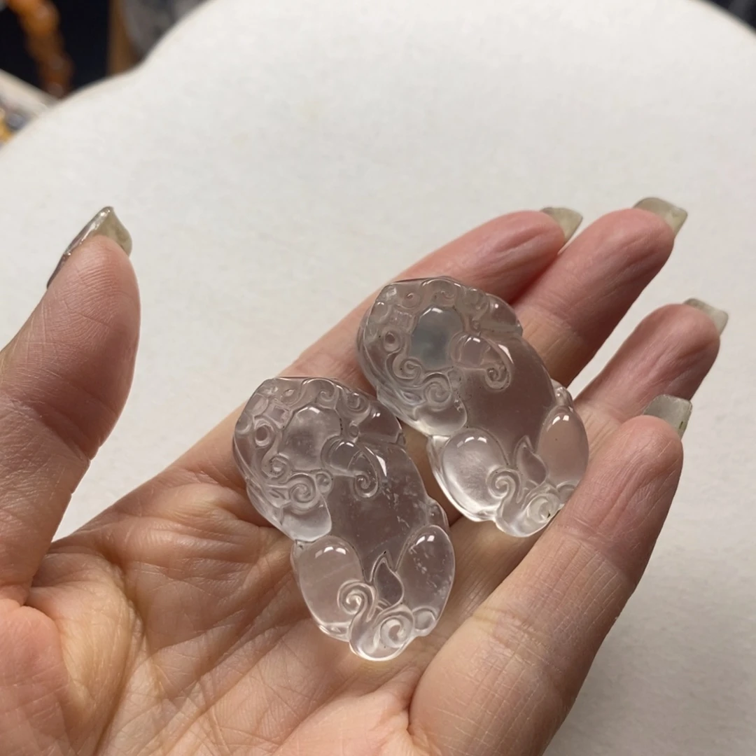 石英质玉未镶嵌颈饰特价不退换