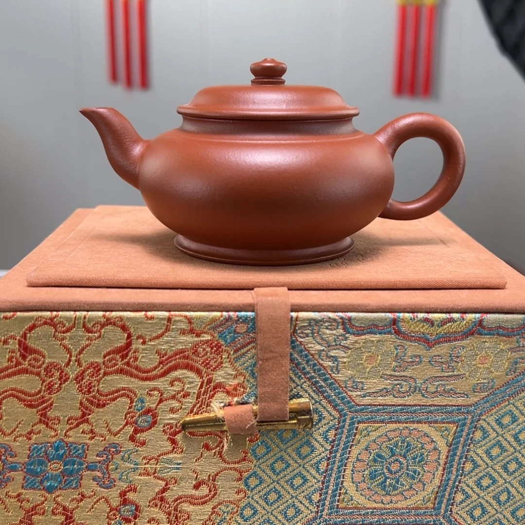 茶壶紫砂宜兴紫砂壶的制作微瑕