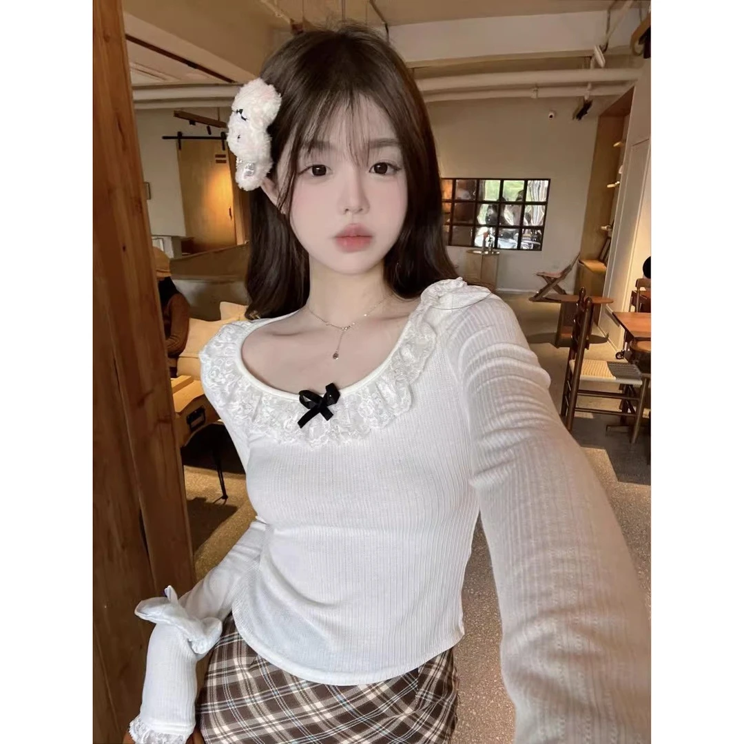 白色纯欲内搭蕾丝秋冬紧身上衣女短款2025新款打底衫别致绝美T恤