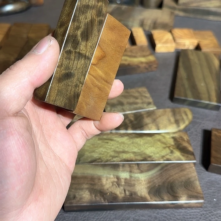 大***柴阴沉木直播间一物一拍截图