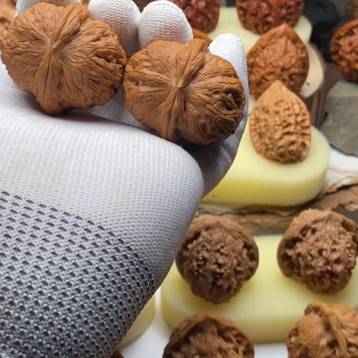 S***.核桃元宝文玩核桃42