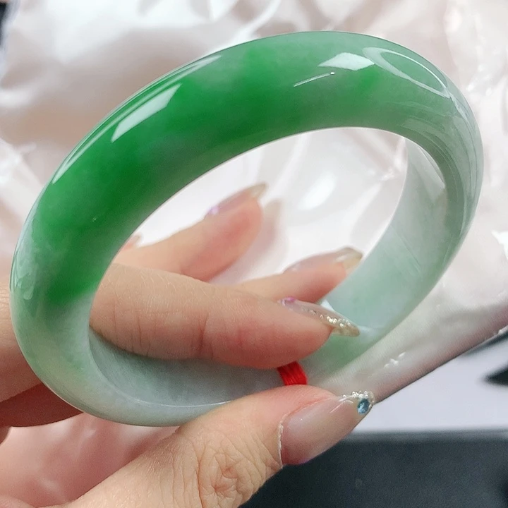 未镶嵌手镯翡翠中****厂，776