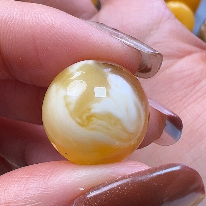 古***月蜜蜡未镶嵌珠宝奇石