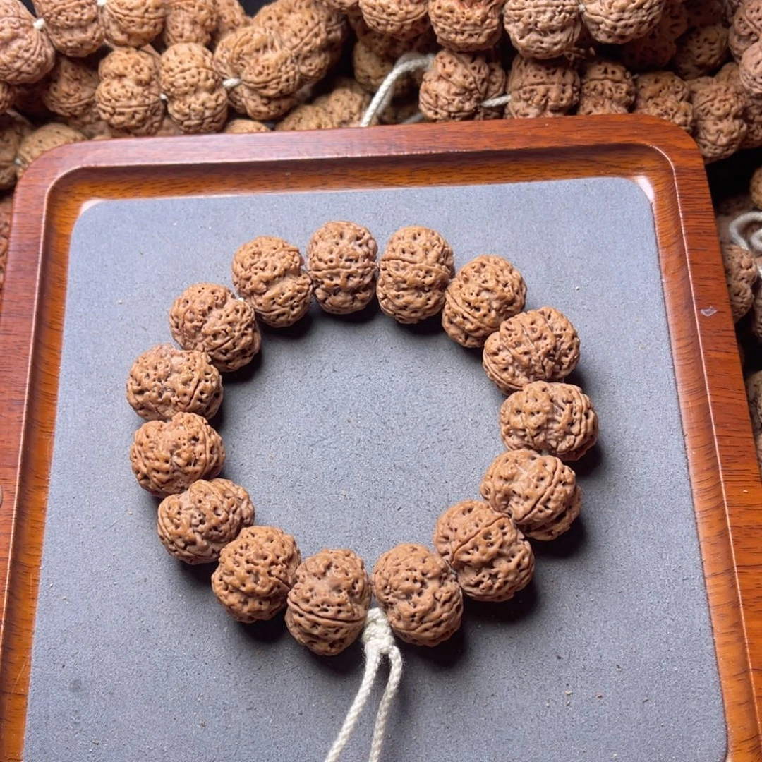 菩提籽类27号金刚菩提飞碟梅花23