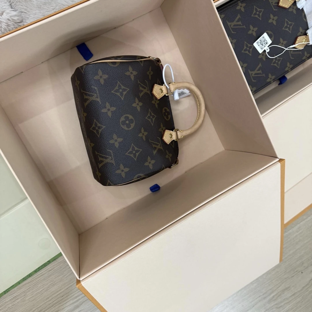 95新 LouisVuitton/路易威登 小野专属/95新/单肩包/DC8143