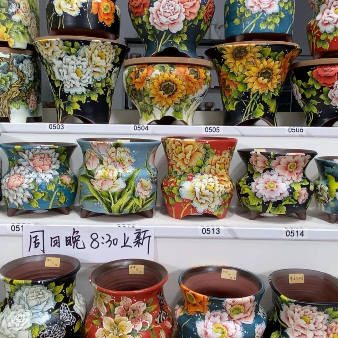 黄***芽塞尼陶艺手绘好花盆