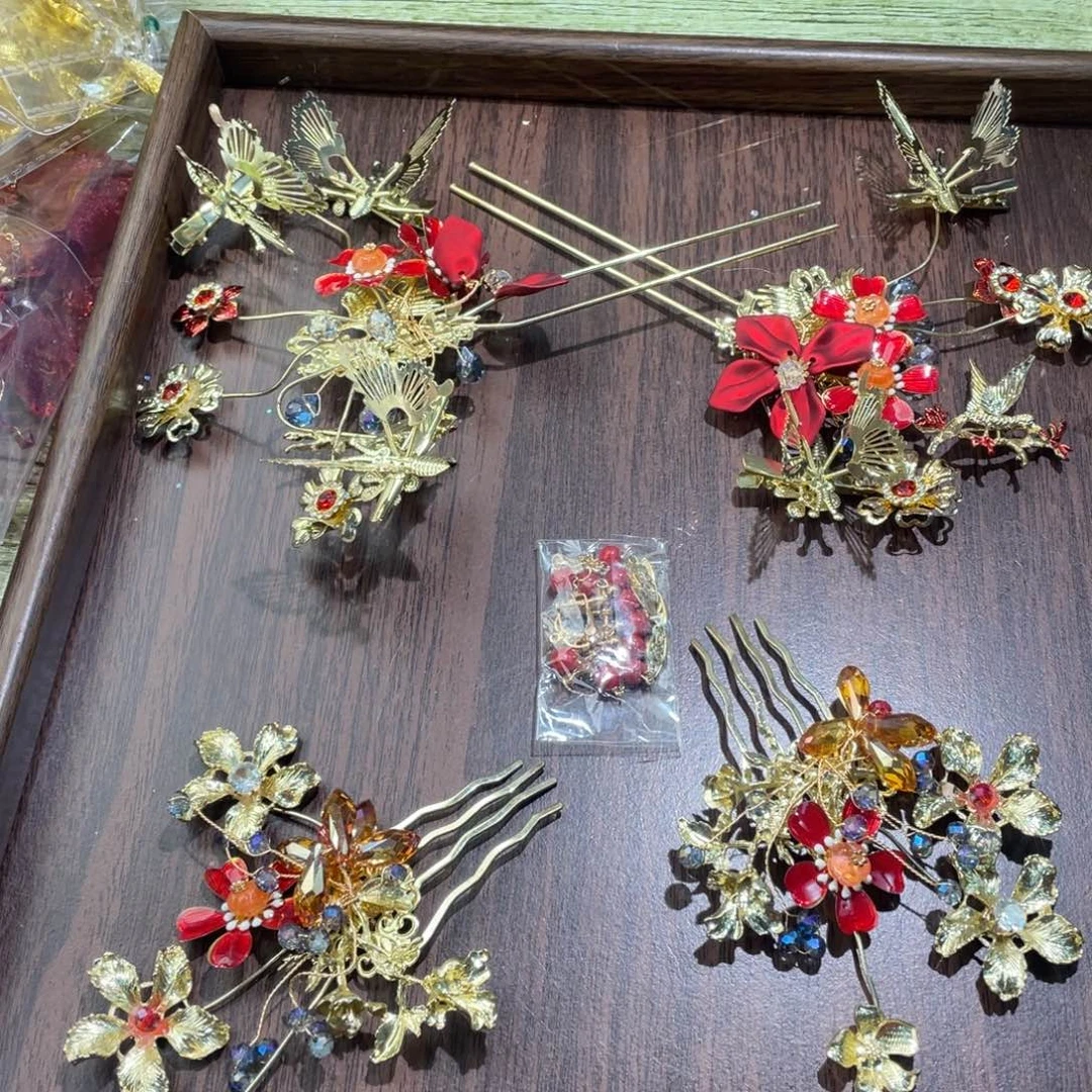 混合材质新娘头饰默认微瑕不退换