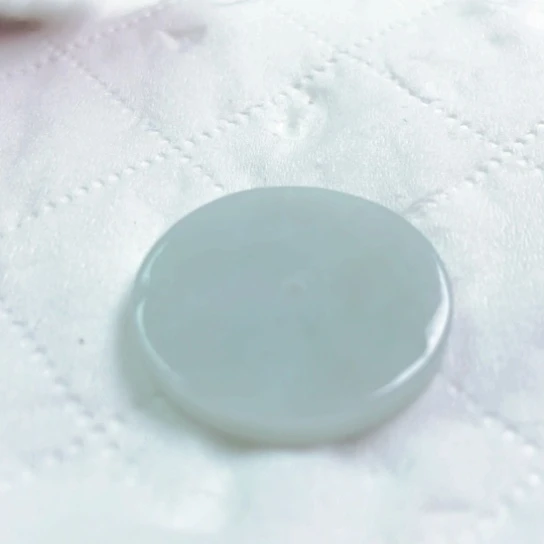 翡翠颈饰未镶嵌夏*藻吊坠