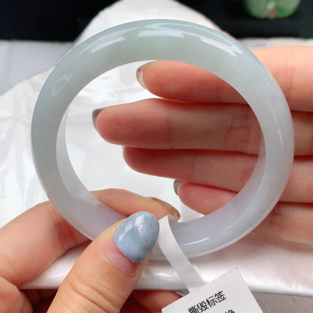 翡翠手镯未镶嵌翡翠手镯55