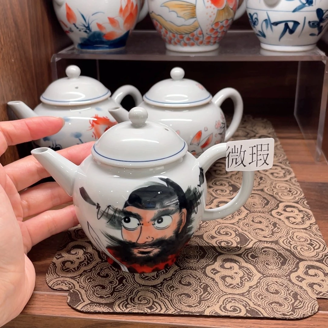 釉下手绘茶具微瑕