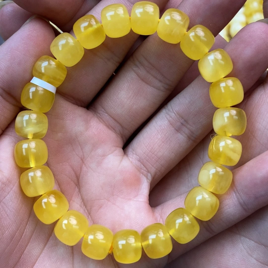 未镶嵌琥珀珠宝奇石1