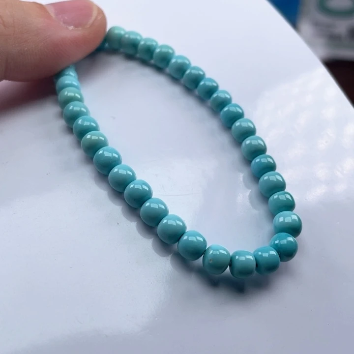 绿松石颈饰未镶嵌