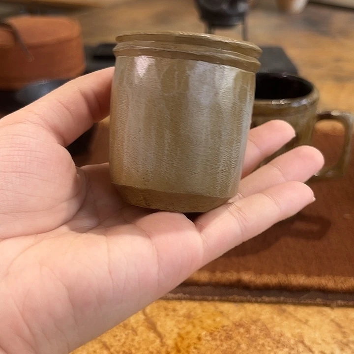 景德镇鱼和熊手工陶艺