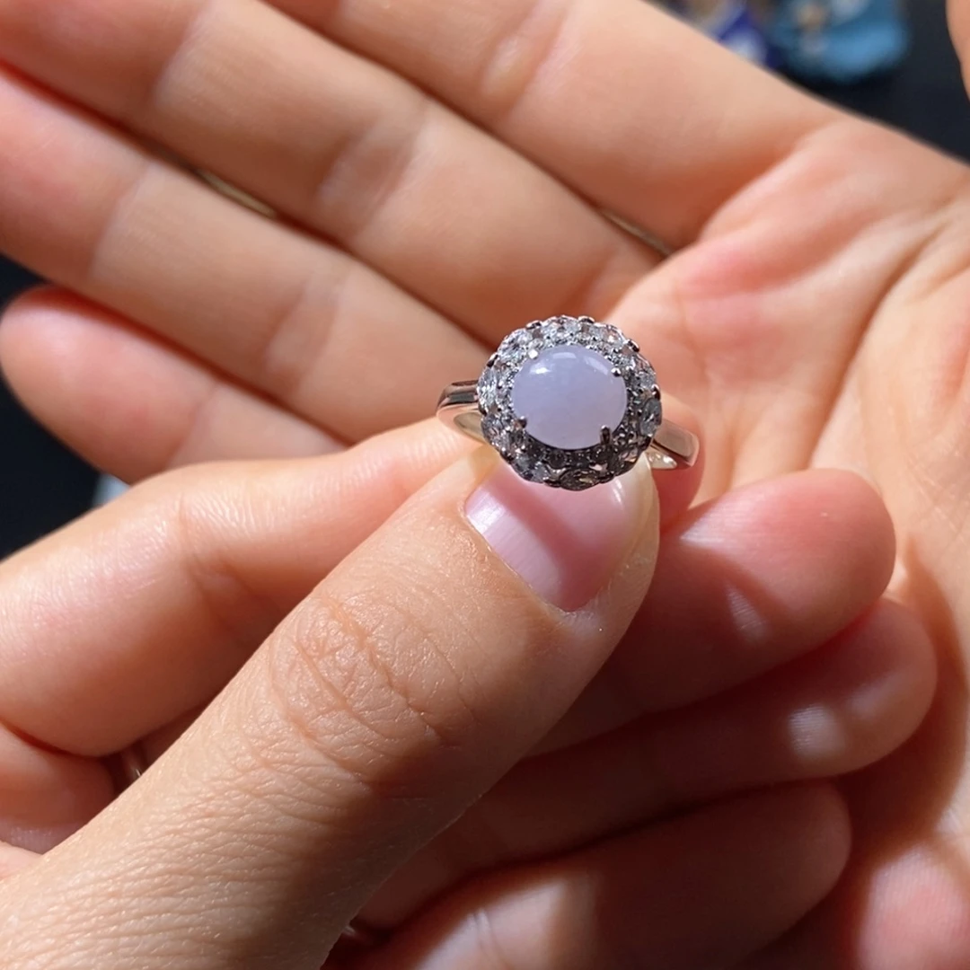 翡翠颈饰银S925镶嵌撒*翡翠