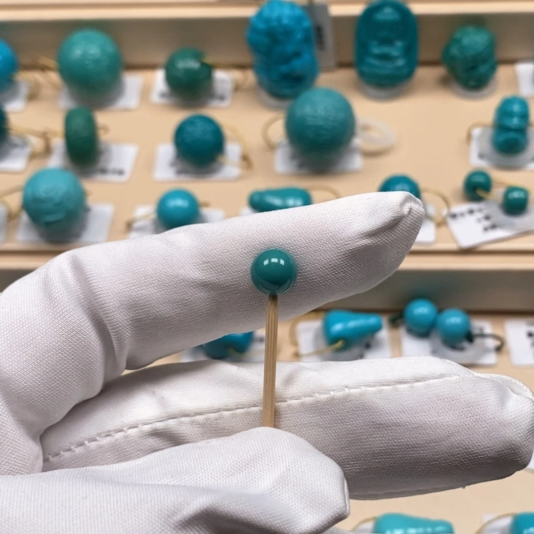 绿松石未镶嵌精品原矿高瓷绿松石