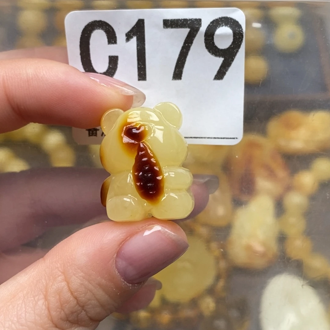 琥珀未镶嵌珠宝奇石