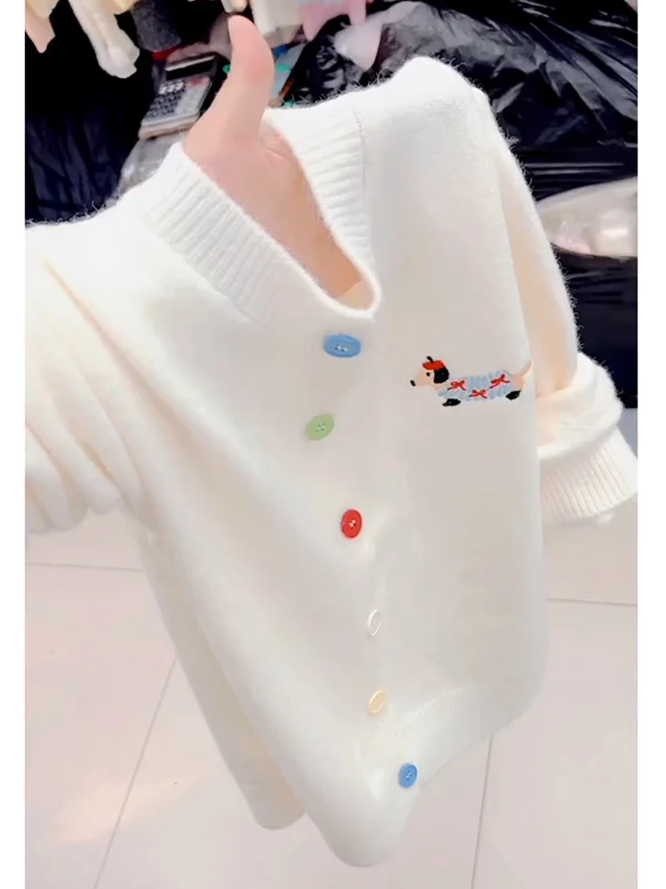 彩色纽扣刺绣腊肠狗毛衣外套女2025秋季减龄卡通刺绣针织开衫上衣