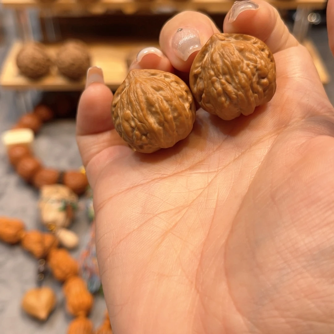 把件文玩核桃麦穗纹京八棱