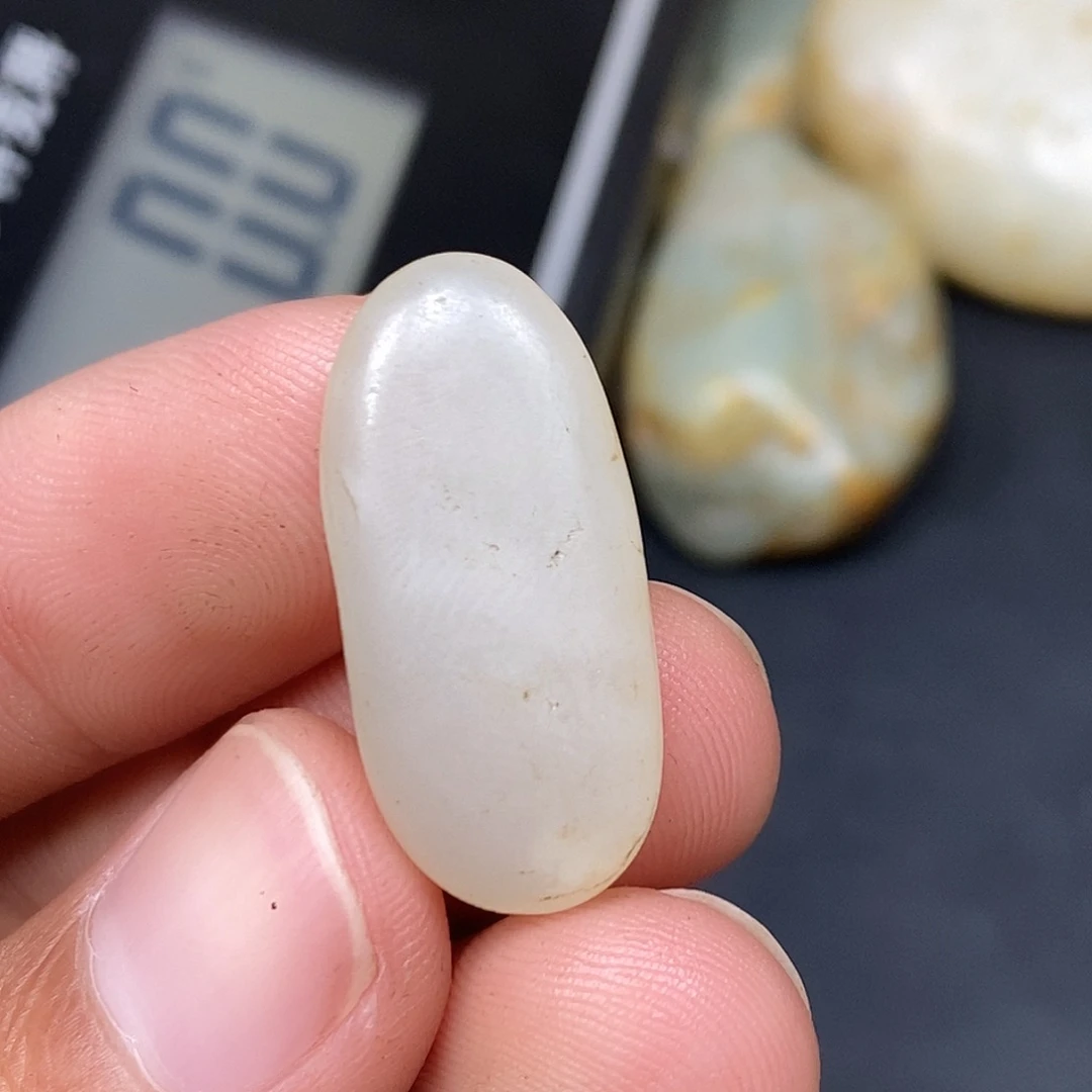 和田玉（糖玉）未镶嵌挂件