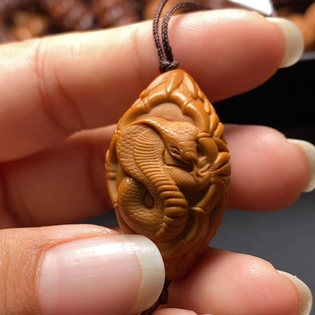 猴头核桃吊坠橄榄