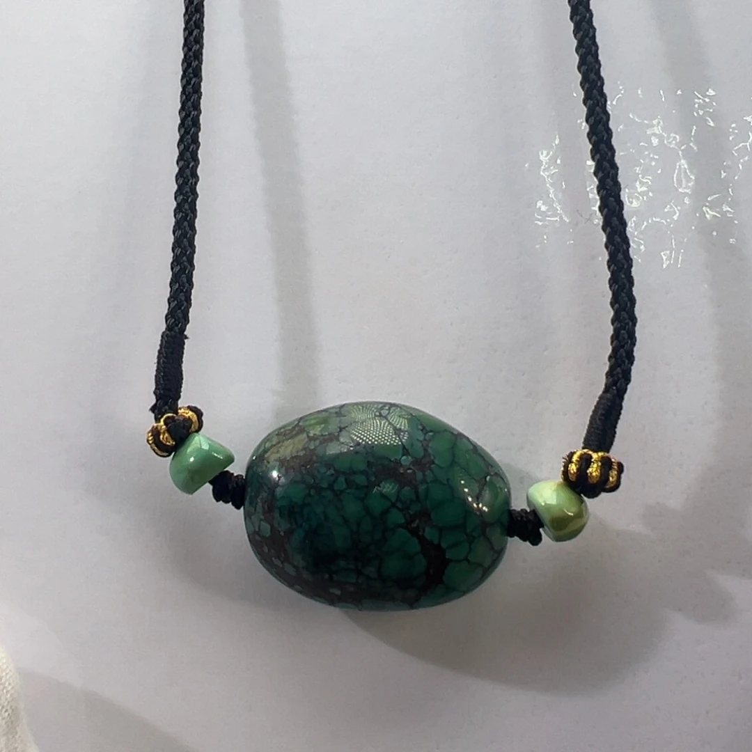 绿松石未镶嵌挂件