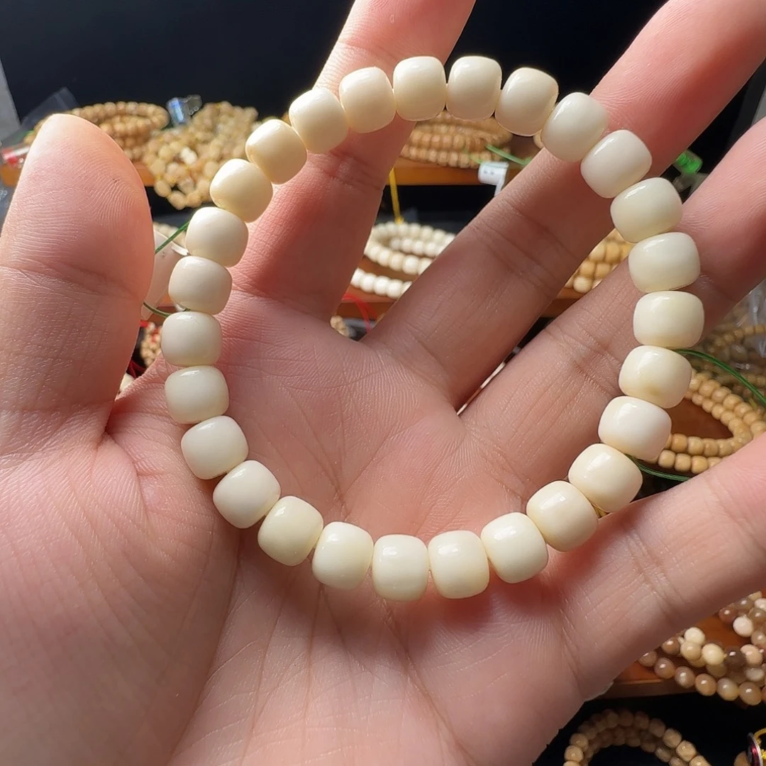 吊坠龙脊菩提小白龙无钥匙孔卡9