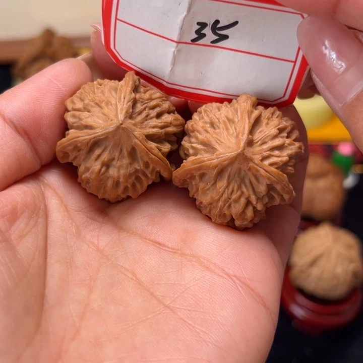 文玩核桃吊坠31全品珊瑚纹正奔35