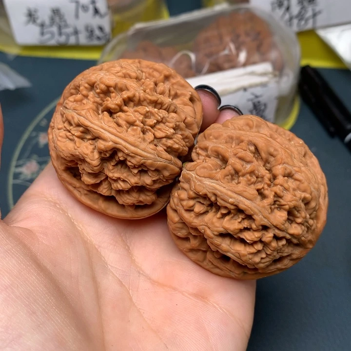 文玩核桃把件46-30329-0