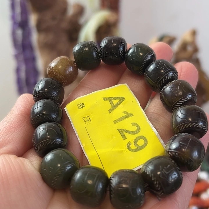 安***扬和田玉（糖玉）未镶嵌颈饰