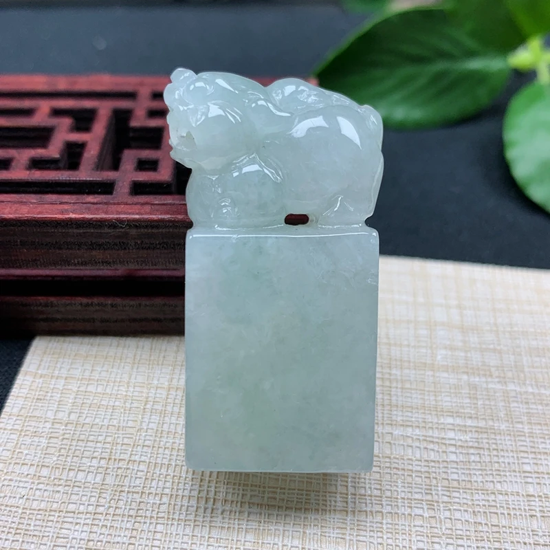 缅甸天然翡翠A货淡色飘花招财进宝貔貅印章吊坠可定制刻字私章
