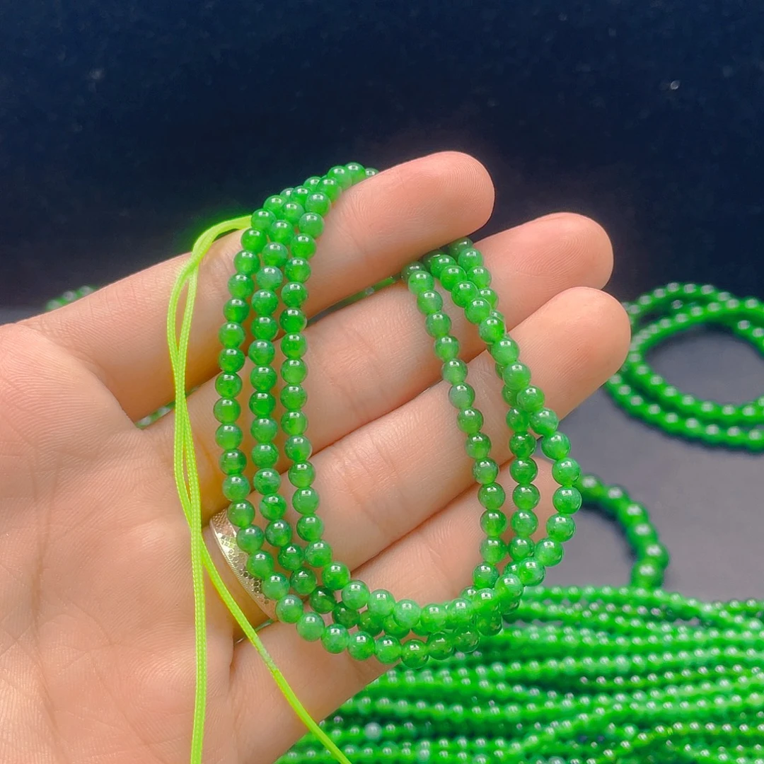 翡翠未镶嵌颈饰