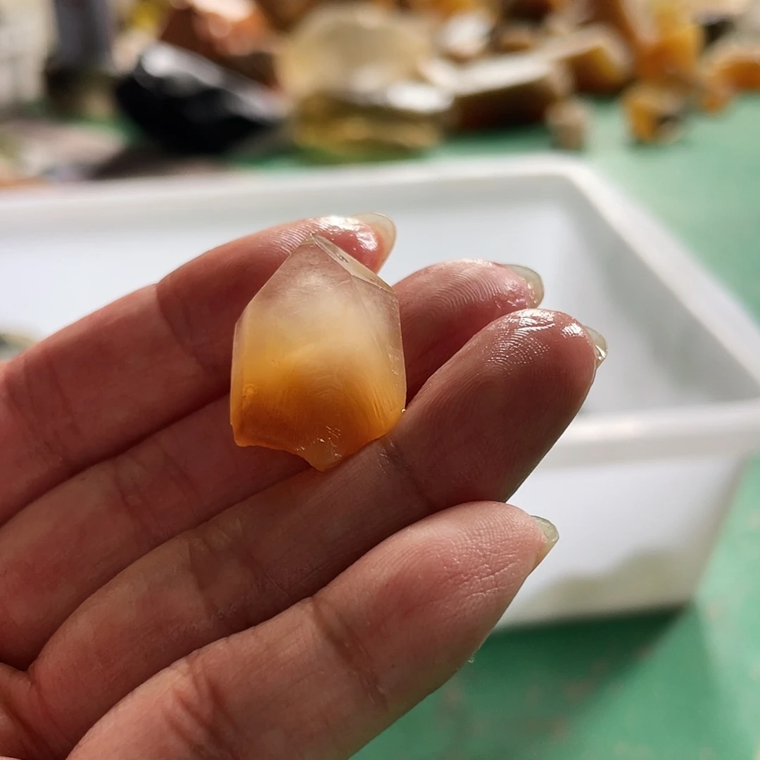 未镶嵌颈饰水晶寻*定制