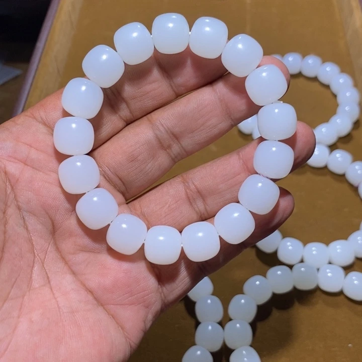 N***^和田玉（白玉）未镶嵌颈饰