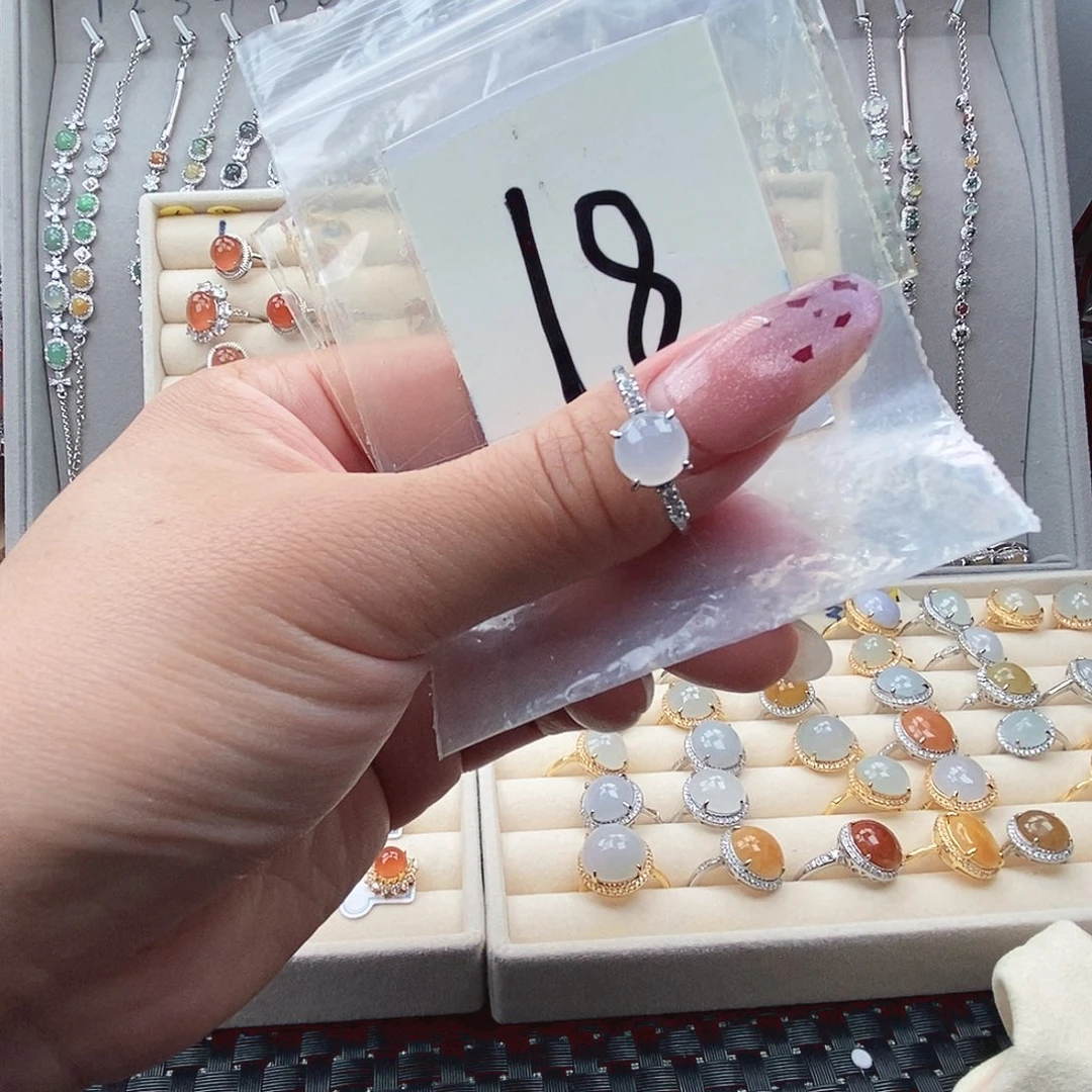 翡翠未镶嵌戒指缅甸