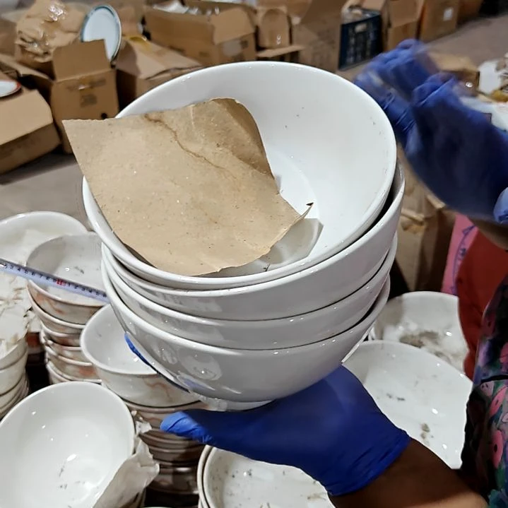 瓷片陶瓷盘子碗啥都有