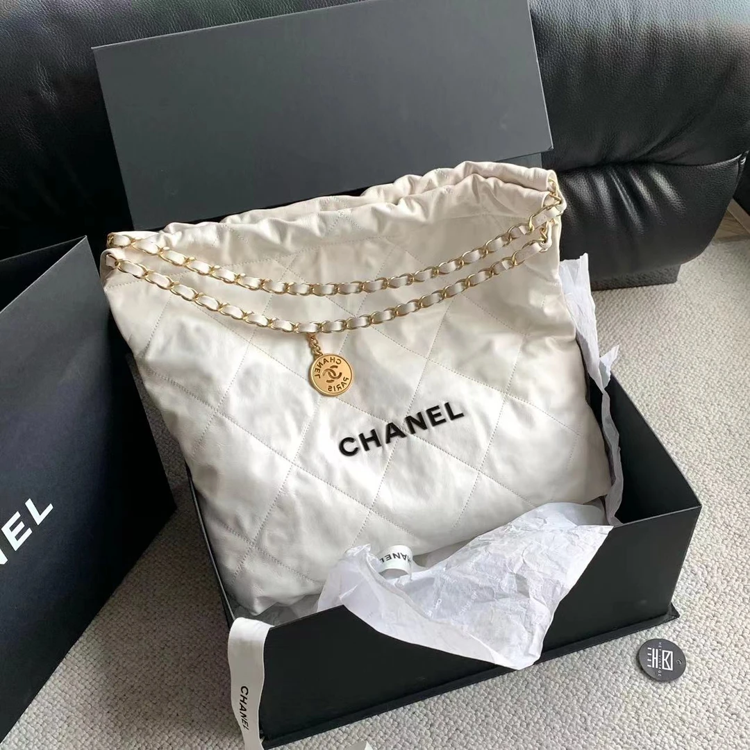 95新 Chanel/香奈儿 展会外场 白金黑字中号22bag