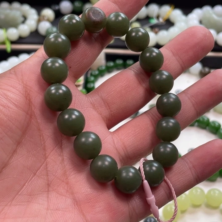 手链未镶嵌和田玉新疆沙枣青卡12柔光浅色
