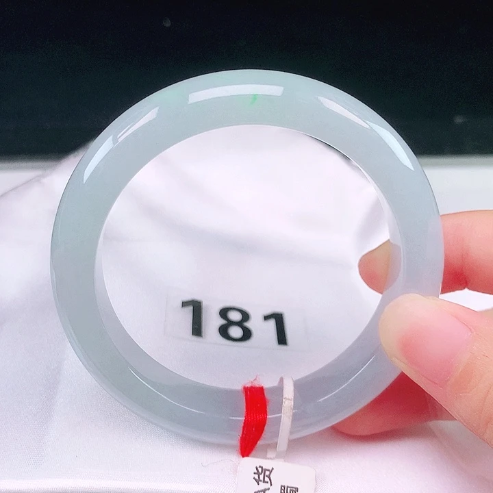 翡翠未镶嵌手镯（圆镯）翡翠手镯