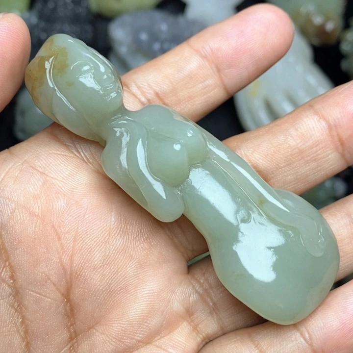 颈饰未镶嵌和田玉