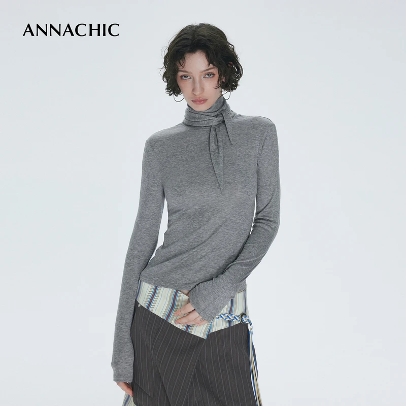 ANNACHIC博主造型_一衣多穿_高领飘带T恤女/轻盈透气内搭打底上衣