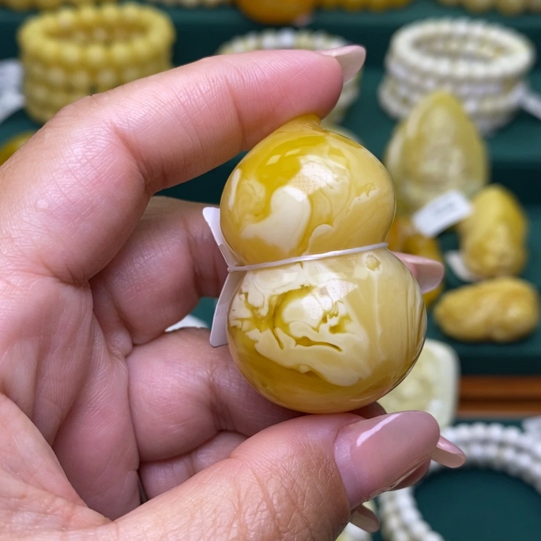 蜜蜡未镶嵌裸石葫芦