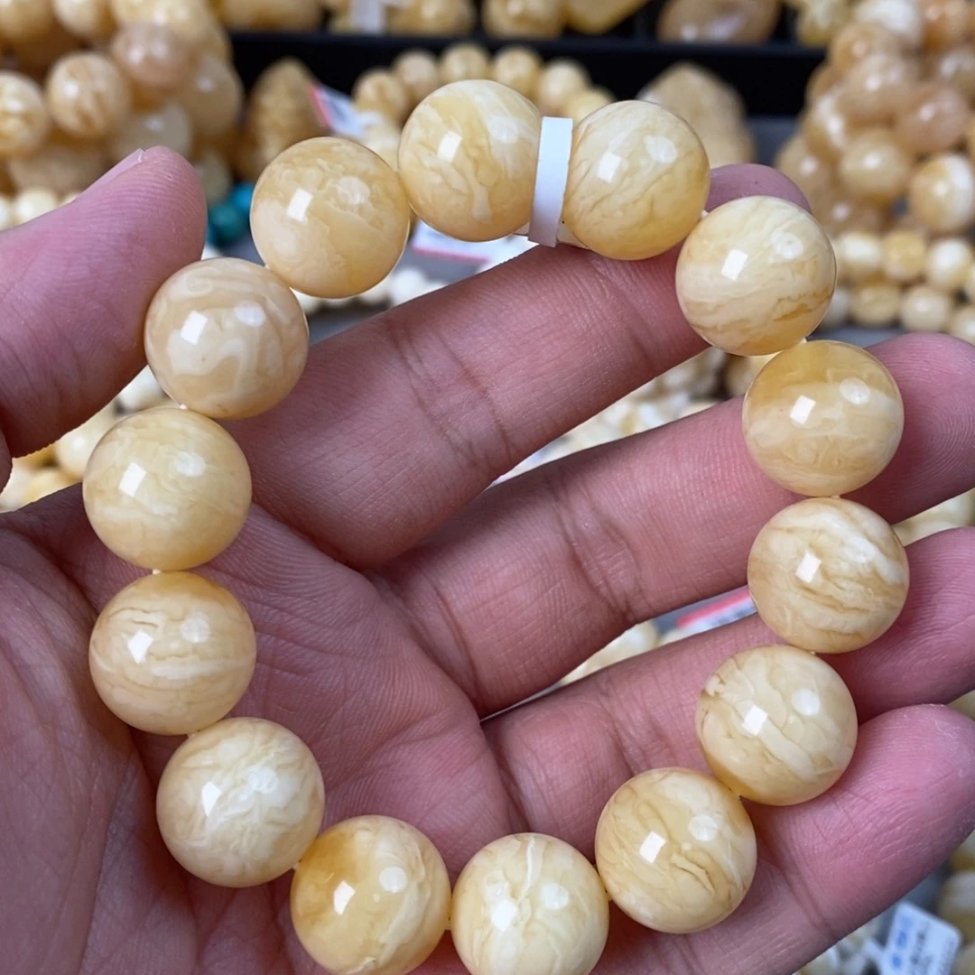 蜜蜡未镶嵌珠宝奇石16+mm 33.7g