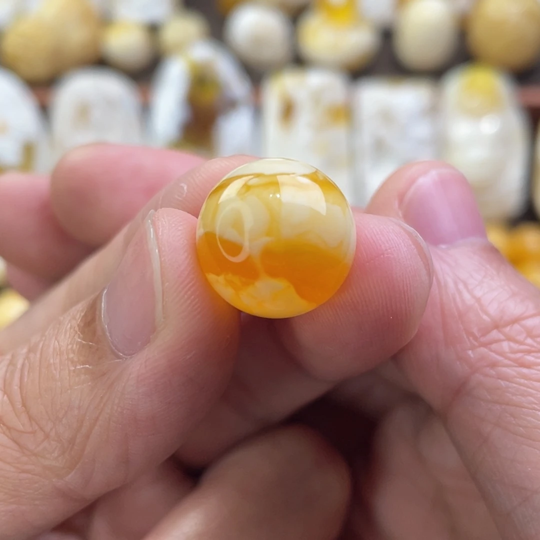 【闪购商品】琥珀裸石未镶嵌9****酱琥珀蜜蜡
