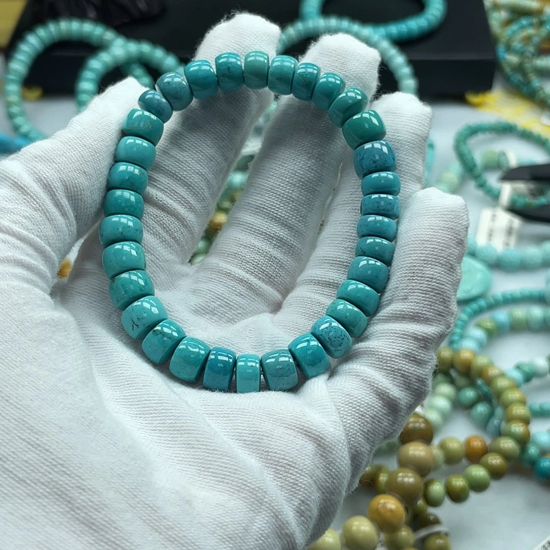 智***扬绿松石未镶嵌珠宝奇石