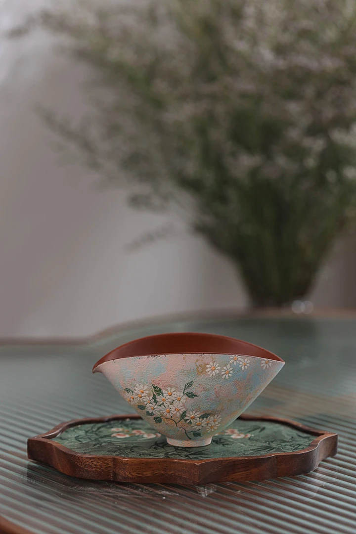 九隐茶器小雏菊紫砂公道杯