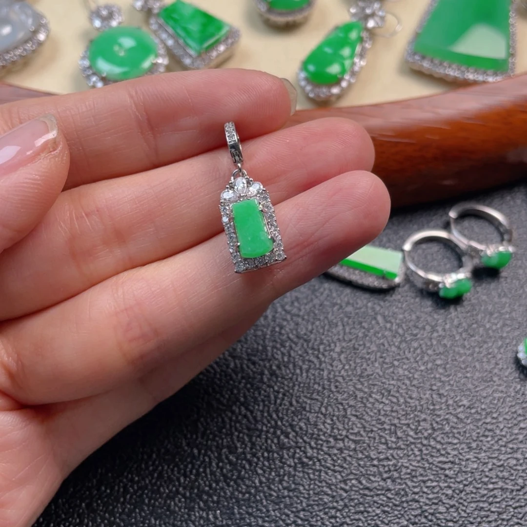 翡翠吊坠(不含链)银S925镶嵌