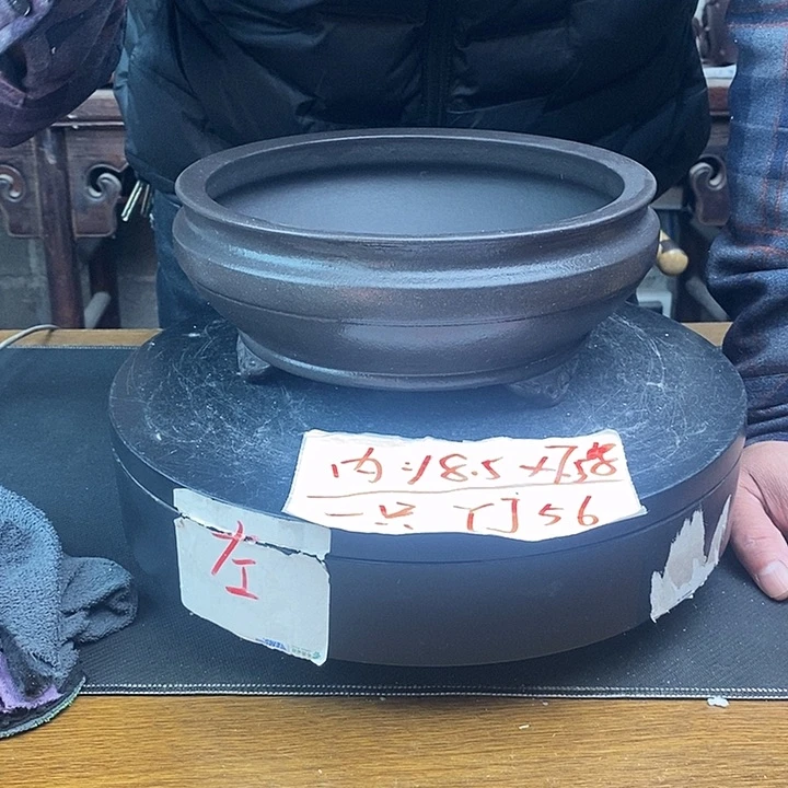 紫砂花盆货号一只YJ56