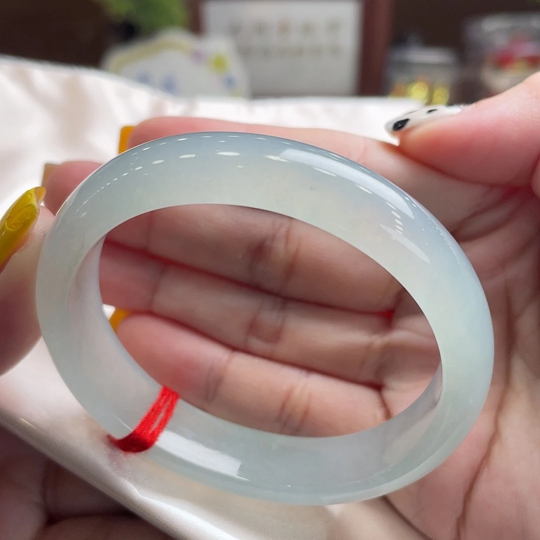 翡翠手镯未镶嵌52.7贵妃宽版